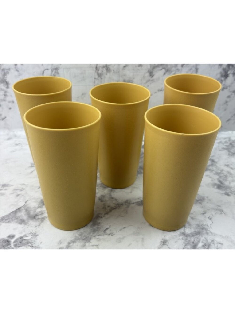 *5 Tupperware #873 Yellow Drink Cups 12 Ounce Tumblers Harvest Gold Vintage USA